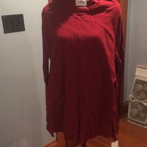 Men’s red waffle weave long sleeved t-shirt- NWT